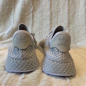ADIDAS Light gray runners with cloud foam sz 7.5